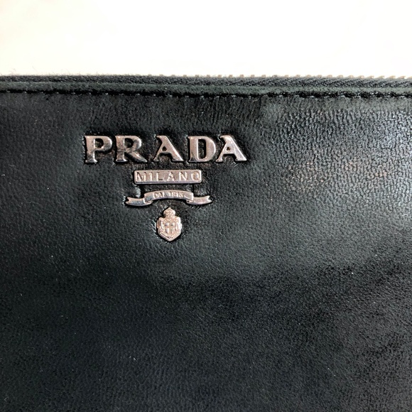 Prada Black Zip Around Wallet EUC - Picture 5 of 11